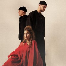 COUPLE CHAPITEAU + MAGIC 16 Nancy Jazz Pulsations